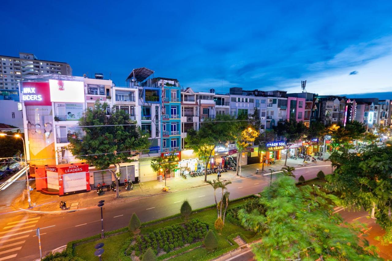 F-Hotel & Apartment Ho Chi Minh City Exterior photo